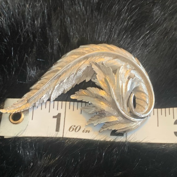 Vintage Feather pin brooch - Picture 3 of 6
